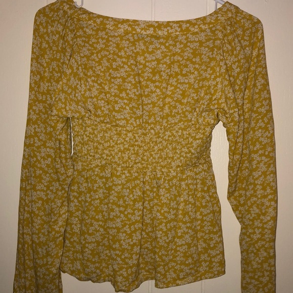 Yellow Floral Long Sleeve Top - Picture 3 of 6